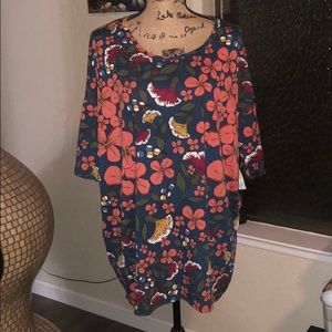 Brand New Lularoe Irma XL